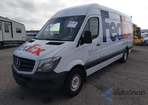 2015 Mercedes-Benz Sprinter 2500 High Roof from USA, damaged, VIN WD3PE8DB4FP127841
